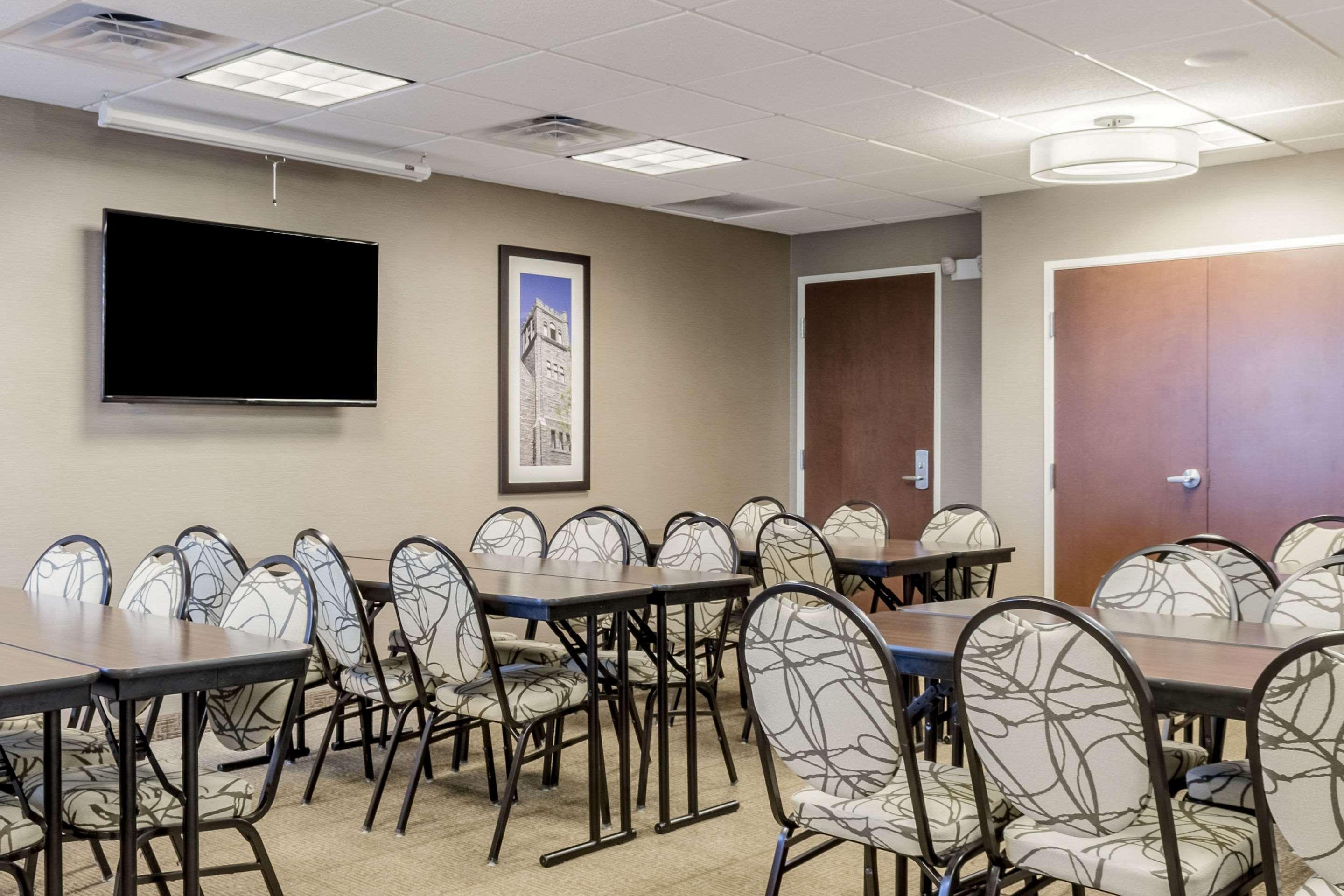 Comfort Inn & Suites Avera Southwest Су-Фолс Екстер'єр фото