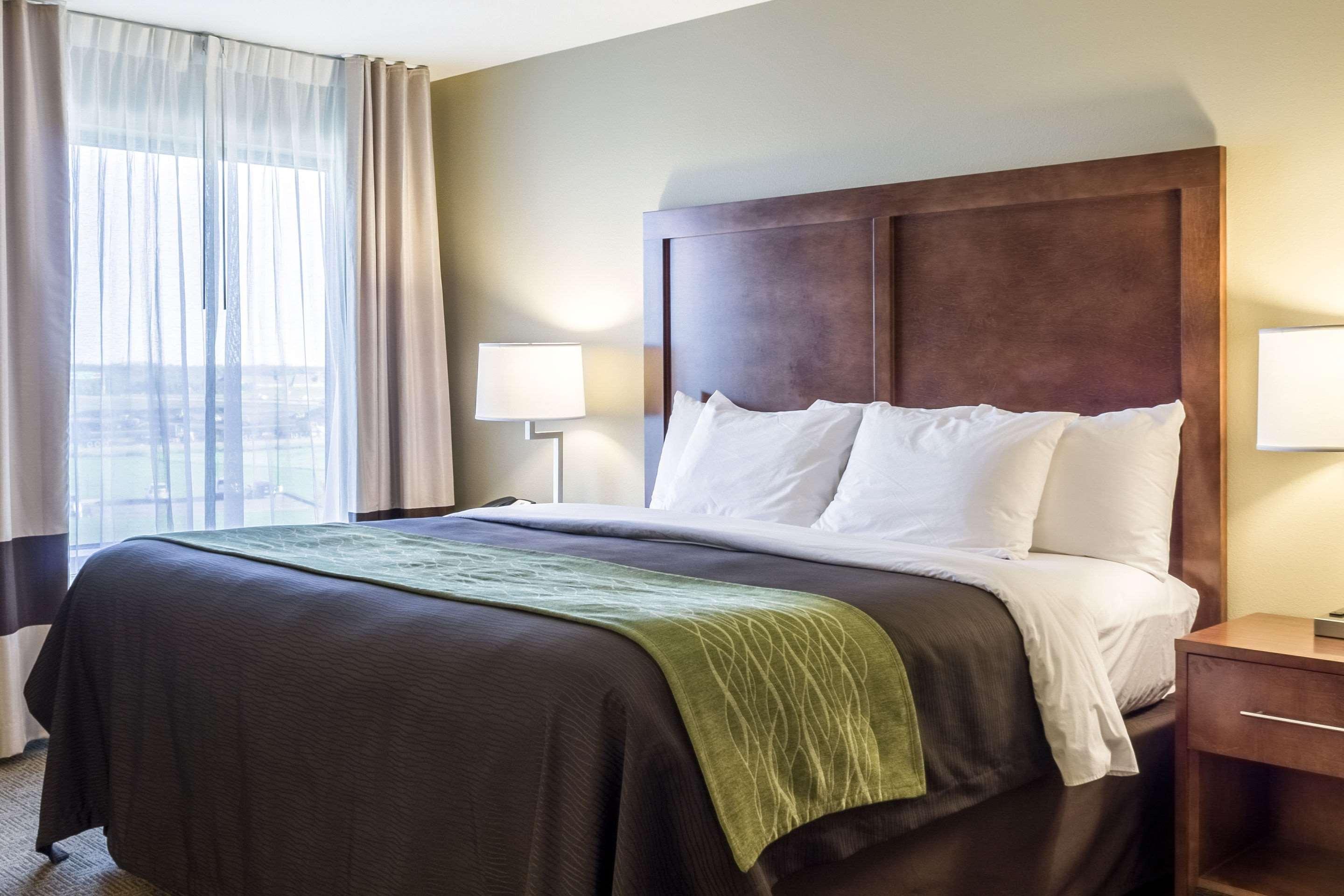 Comfort Inn & Suites Avera Southwest Су-Фолс Екстер'єр фото