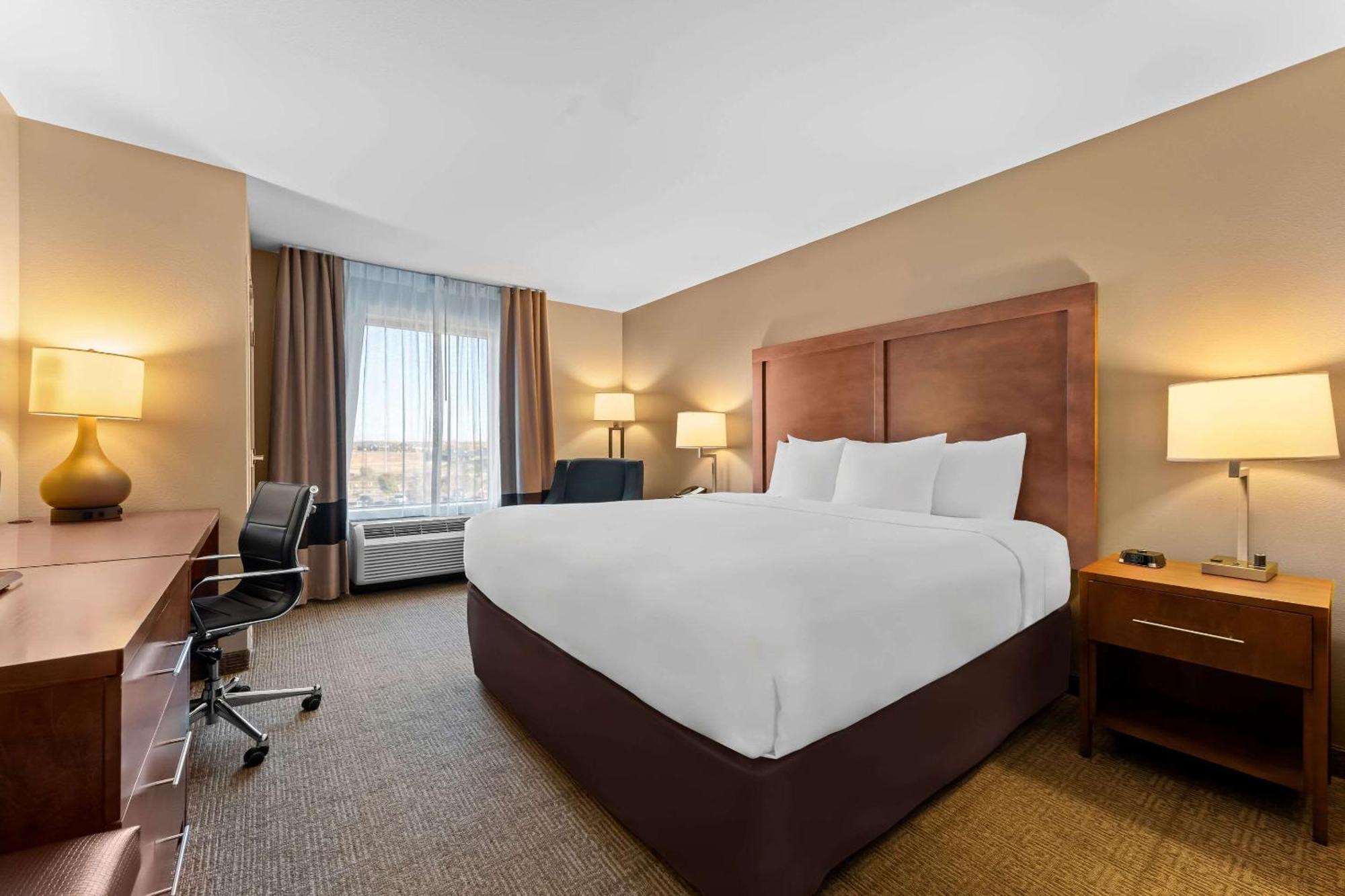 Comfort Inn & Suites Avera Southwest Су-Фолс Екстер'єр фото